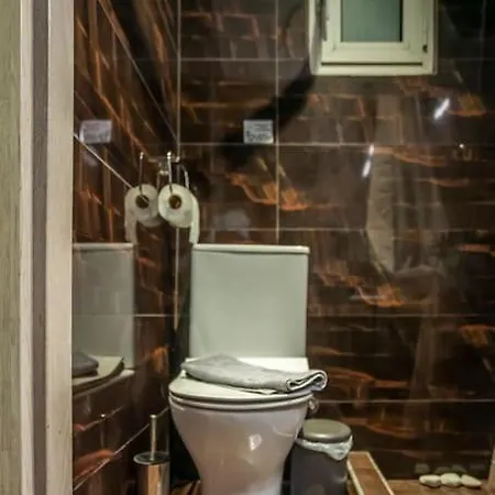Central Gem Nice Patio 4p Apartman *