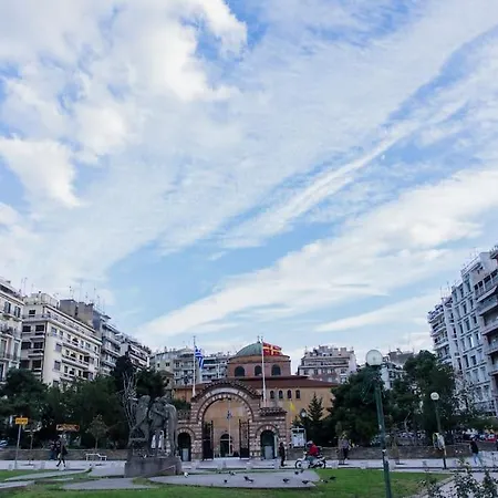 Central Gem Nice Patio 4p Szaloniki